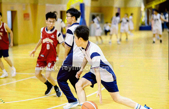 页头第二项位置标记与三步操作顺序的示意图，无人物出现